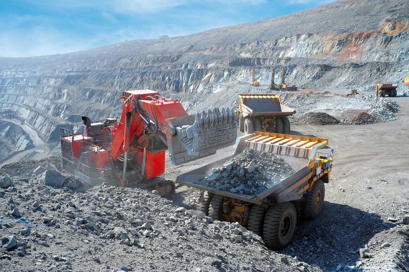 Loading of iron ore-DirCom-Thinkstocks_credits